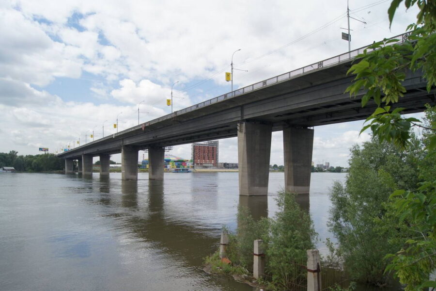 Режим повышенной готовности на Димитровском мосту вводят власти Новосибирска