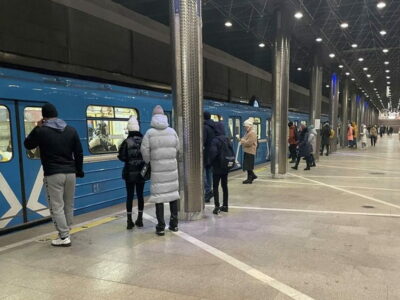 Метро Новосибирска в Новый год будет работать до 2 часов ночи