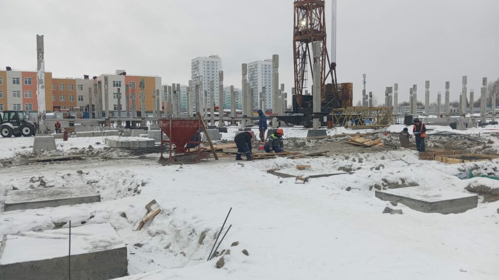 Концессионеру предъявили иск на миллиард рублей по двум школам в Новосибирске