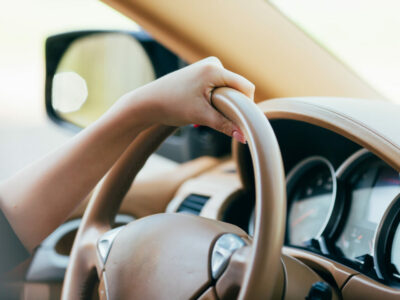 Продажи премиум-авто в России достигли рекордных отметок в 2024 году