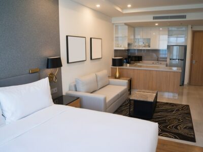 На развитие гостиниц в Новосибирске добавили федеральных денег