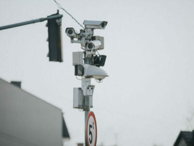 Более тысячи человек в федеральном розыске обнаружила система распознавания лиц Новосибирска