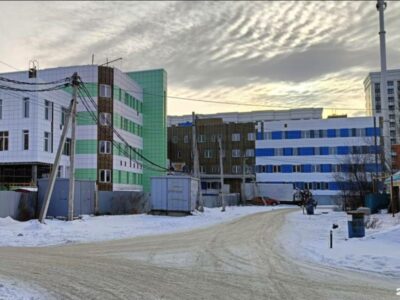 На строительство ГЧП-поликлиники в Новосибирске добавили еще год