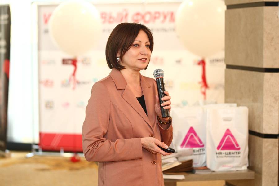 Марина Серова, директор центра развития талантов «Сбера»