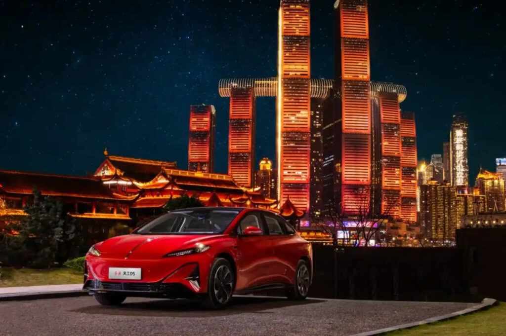 Китайская компания планирует продавать авто с DeepSeek