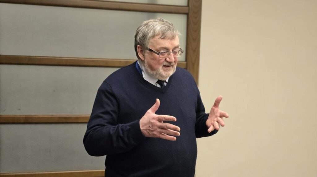 Александр Лубенец: Рост интереса к золоту связан с дискредитацией доллара