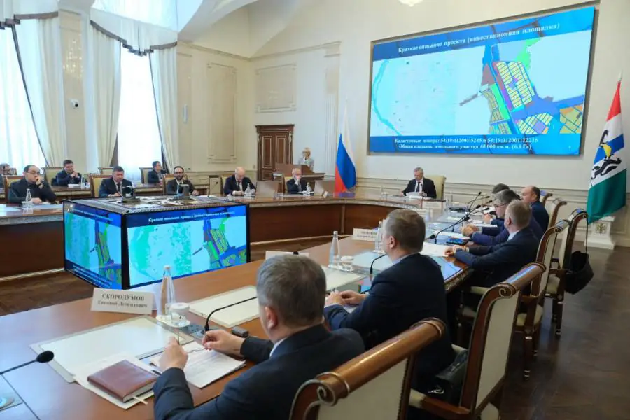 Логистический проект за 2 миллиарда рублей под Новосибирском тормозит дорога