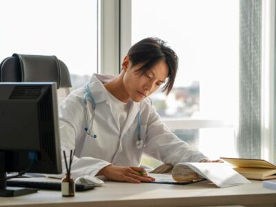 Студенты более чем из тридцати стран мира учатся на медиков в Новосибирске