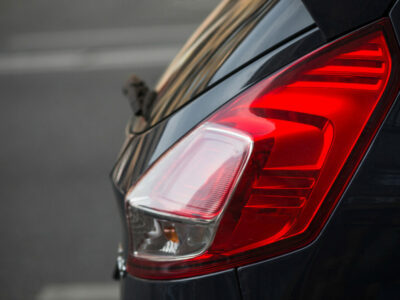 В Россию поставляют старые китайские автомобили