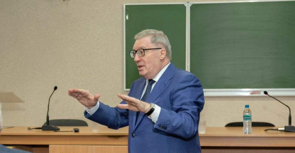 Виктор Толоконский: Строительные компании Сибири можно поддержать госзаказами