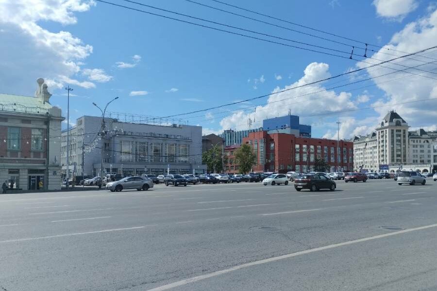 Закон о локализации повысит цены на такси в Новосибирске на 100%