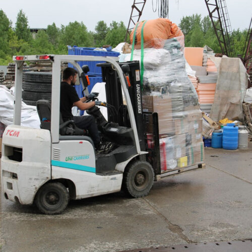 Новосибирцы отправили спецгруз бойцам Днепровской речной флотилии