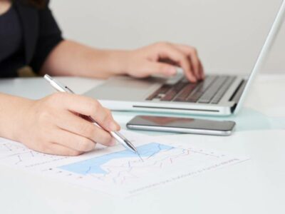 Центробанк России сохранит ключевую ставку, но даст сигнал к смягчению