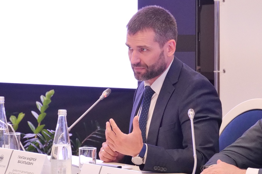 Центробанк старается быстрее подавить инфляцию, чтобы кредит был доступен для всех