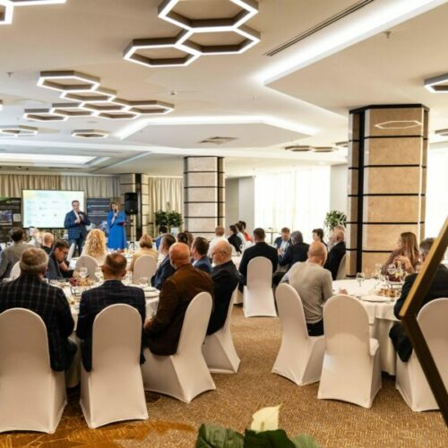 Эксперты VIP-club видят стратегию будущего в укреплении промышленности