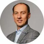 Роман Макаров