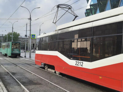 Клининг на конечных остановках трамваев в Новосибирске оценили в 129 млн рублей