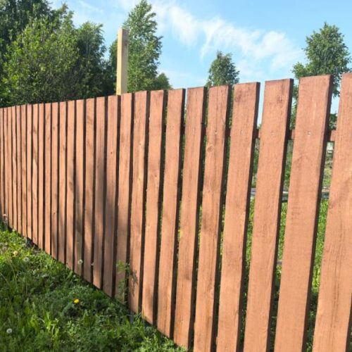 Новосибирцев будут штрафовать за глухие заборы на дачных участках