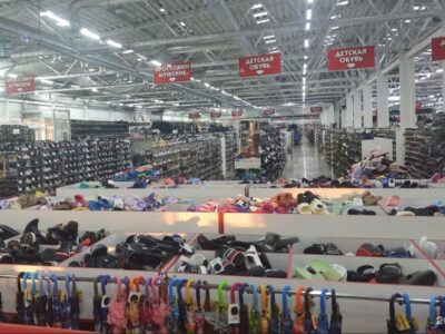 В Новосибирске растет количество «офлайн-маркетплейсов» китайских товаров