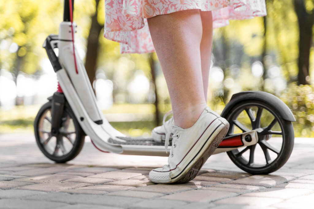 Медики назвали самые распространенные травмы самокатчиков в Новосибирске