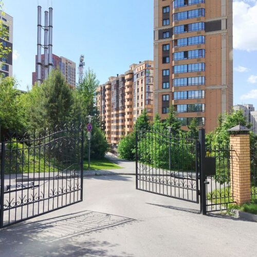 Кризис рынка меняет бизнес-стратегии новосибирских застройщиков