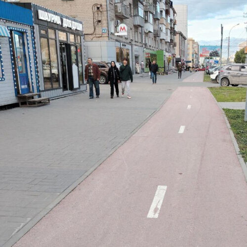 За долги по аренде новосибирские предприниматели заплатят торговыми киосками