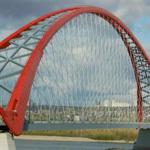 На Бугринском мосту в Новосибирске за сутки зафиксировали 900 нарушений скоростного режима