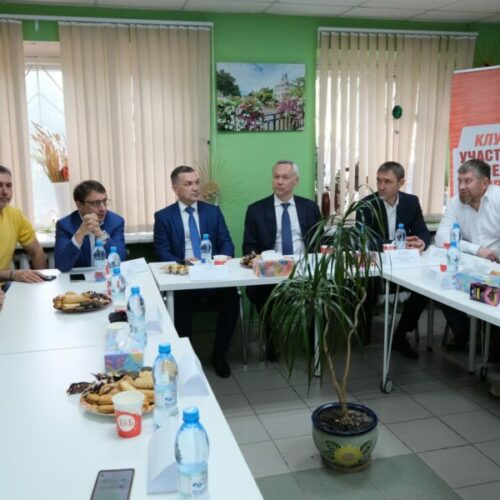 Губернатор оценил проекты ТОС в Советском районе Новосибирска