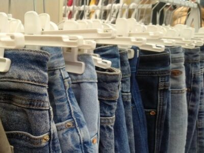 Новосибирские секондхэнды отмечают резкое снижение качества сдаваемых вещей