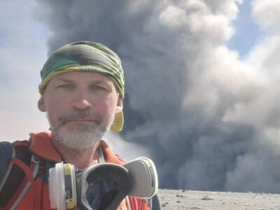 Новосибирский ученый отправился на Камчатку изучать вулканы после землетрясения