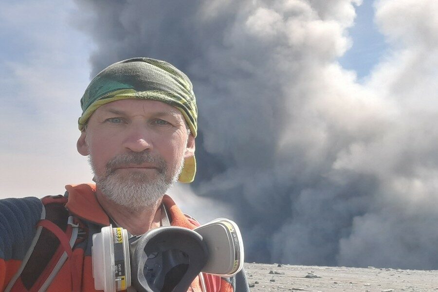 Новосибирский ученый отправился на Камчатку изучать вулканы после землетрясения