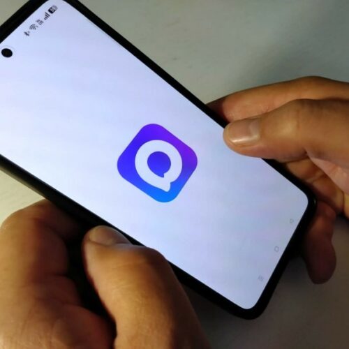 Жители Новосибирска ответили на вопрос об установке мессенджера МАХ