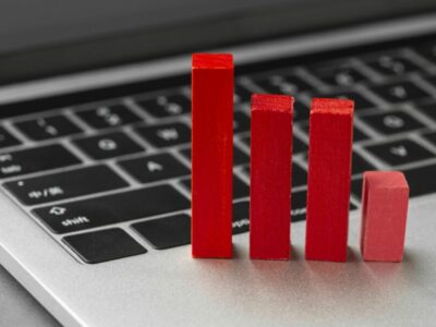 Ключевая ставка: что перевесит – инфляционные ожидания или спад ВВП