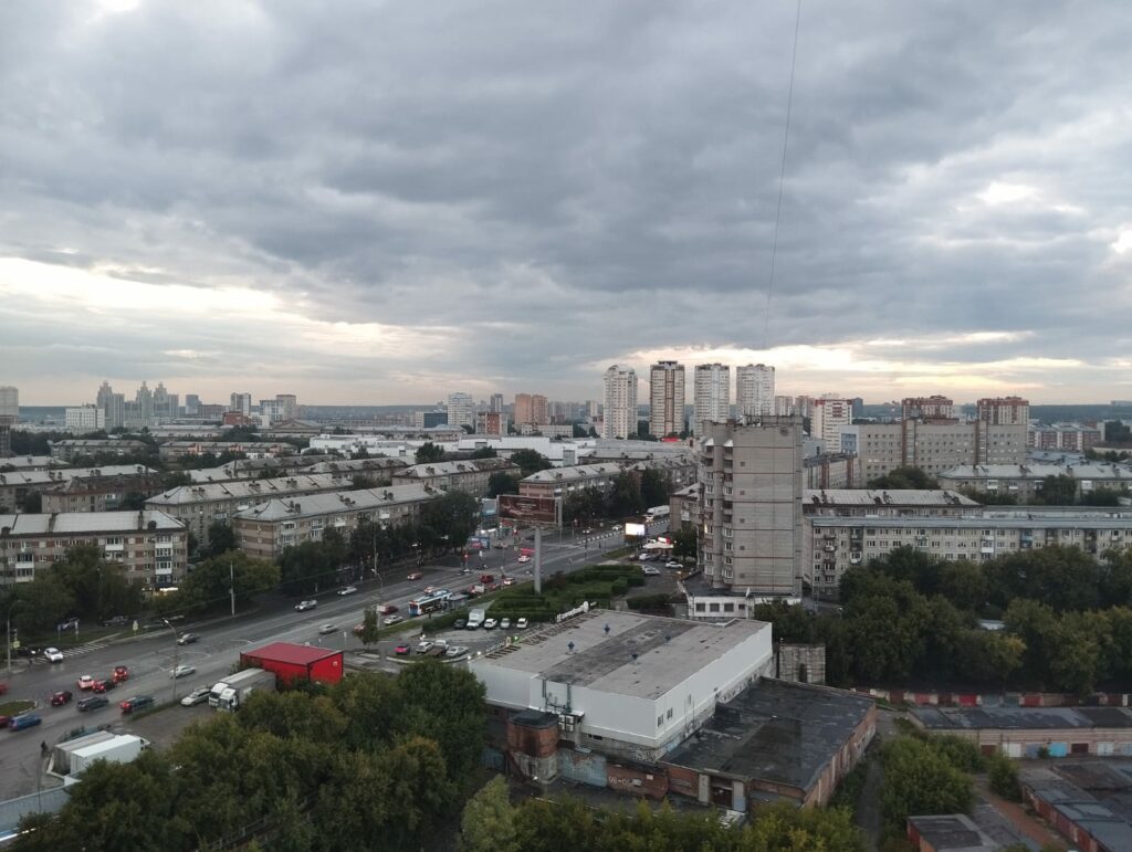 На выходных новосибирцев ждут грозы и короткие, но сильные дожди