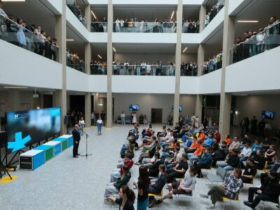 Вице-премьер России Чернышенко открыл корпус поточных аудиторий НГУ