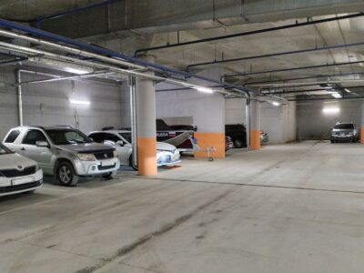 В Новосибирске упали продажи машиномест в новостройках