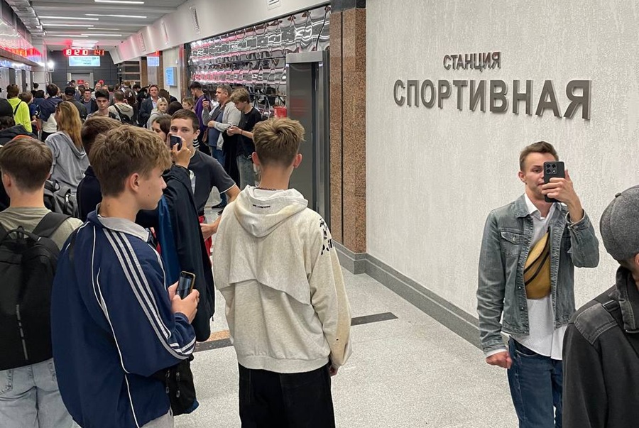 Проходимость станции «Спортивная» — тысяча человек в час