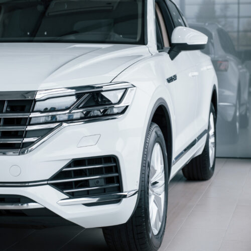 В августе подешевели новые машины в Новосибирской области