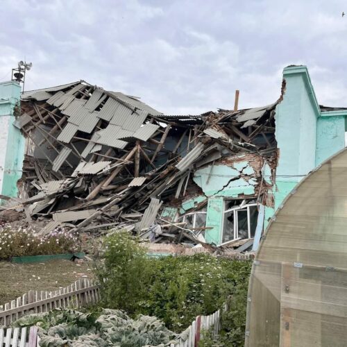 Под Новосибирском обрушилось здание школы