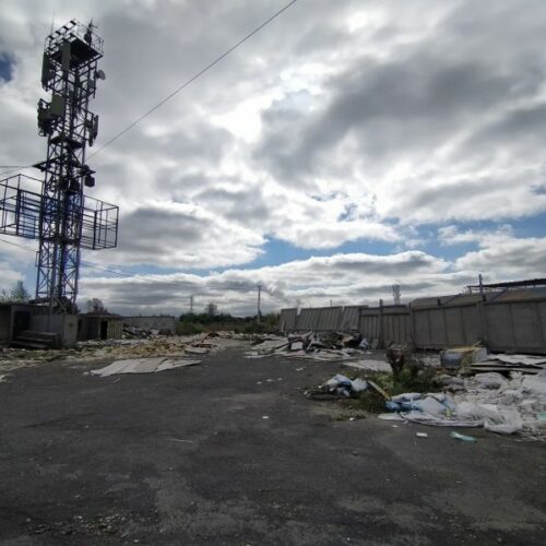 «Сейчас тут пустырь и мусор»: десять лет назад в Новосибирске закрыли барахолку