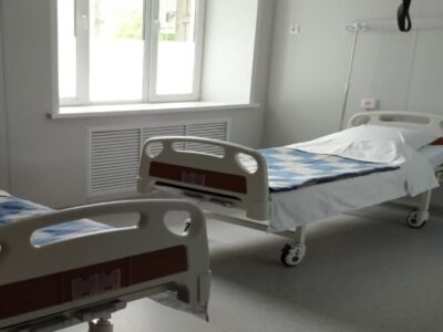 «Осиплость, головная боль и снова нет обоняния»: новосибирский врач рассказала, как сейчас болеют COVID-19