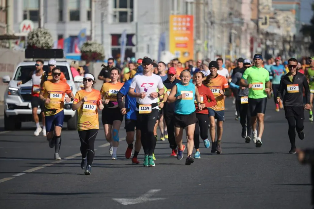 В Новосибирске перекроют центральные улицы из-за полумарафона