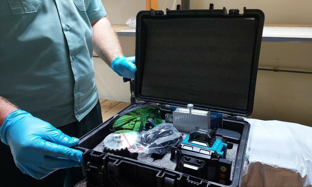 В Новосибирске у селлера маркетплейса изъято 400 нелегальных электроинструментов