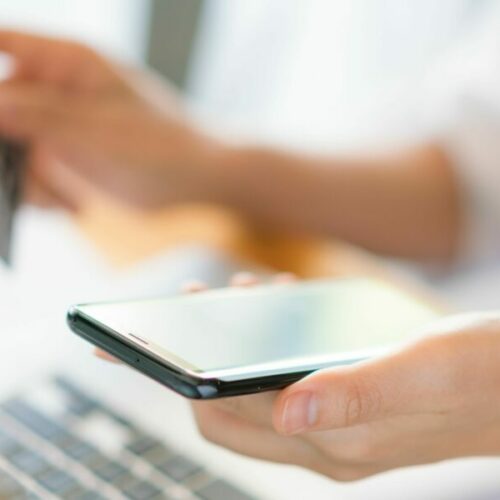 Россияне оценили платежные стикеры