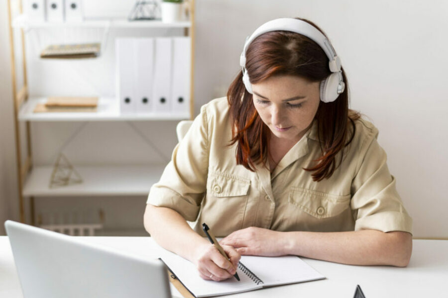 Госслужащие НСО проходят обучение на платформе для онлайн-коммуникаций