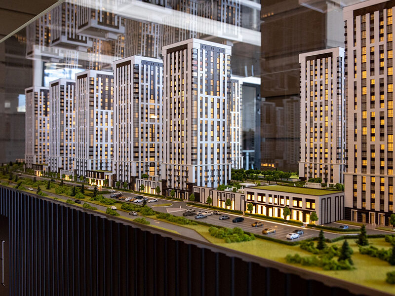 На севере Новосибирска возводится премиальный квартал с питерской эстетикой