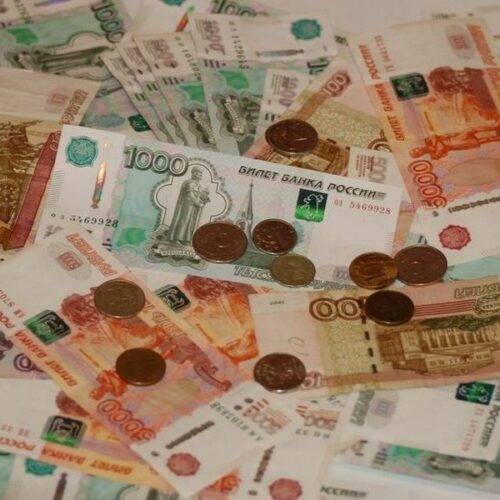 Следом за МРОТ в 2026 году у новосибирцев вырастут больничные и декретные