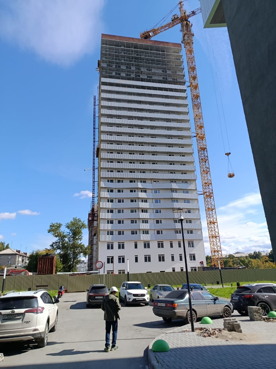 завершается строительство долгостроя на ул. Дуси Ковальчук, 378/1 д.2.