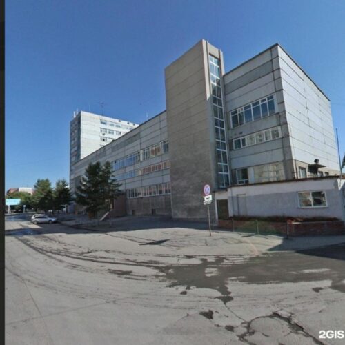 В здании в Центральном районе Новосибирска ввели режим повышенной готовности