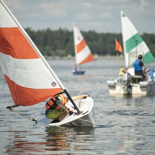 Новосибирский производитель протестировал яхты на соревнованиях на Обском море